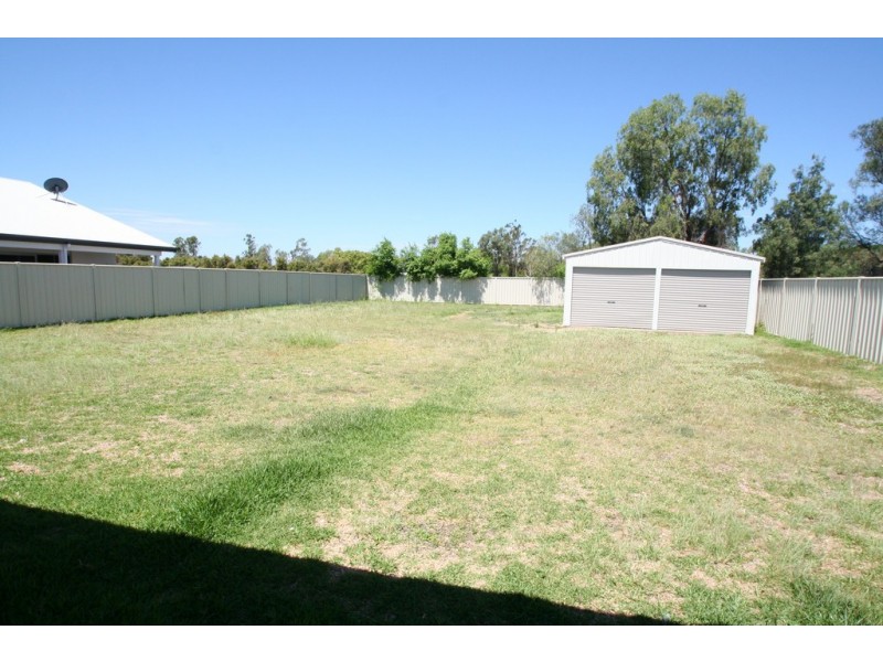 23 Moriarty Street, Emerald QLD 4720