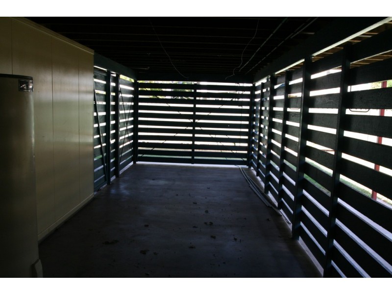 2 Thomas Place, Emerald QLD 4720