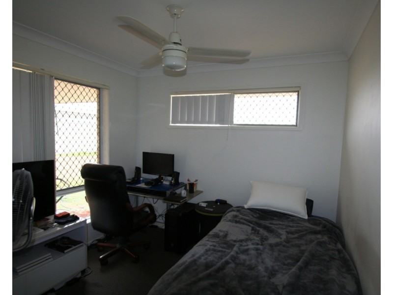 11 Windermere, Emerald QLD 4720