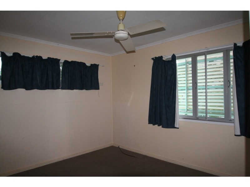 12 Zircon Avenue, Emerald QLD 4720