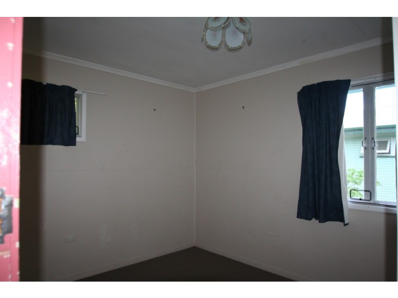 12 Zircon Avenue, Emerald QLD 4720