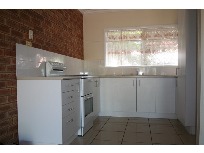 6/145 Egerton Street, Emerald QLD 4720