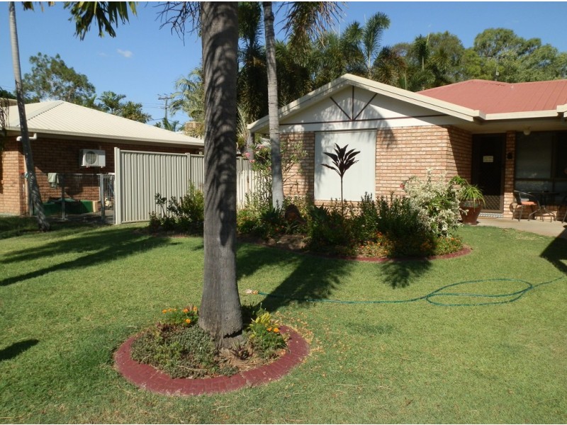 3 Crystal Court, Emerald QLD 4720
