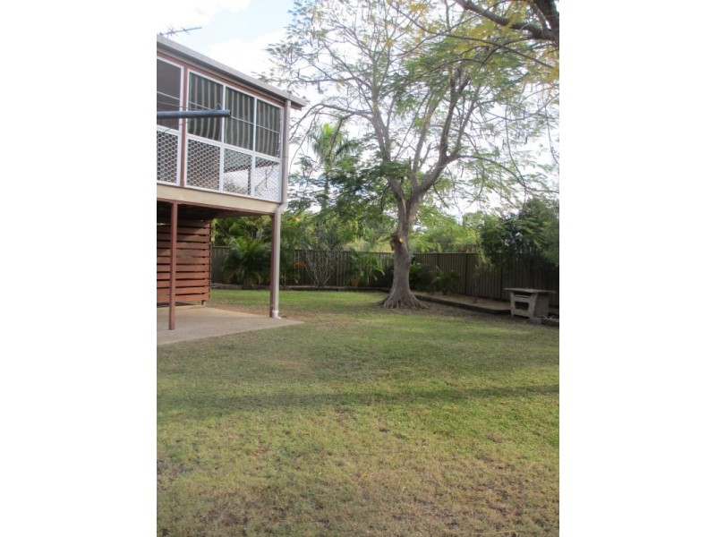 12 Julie Court, Emerald QLD 4720