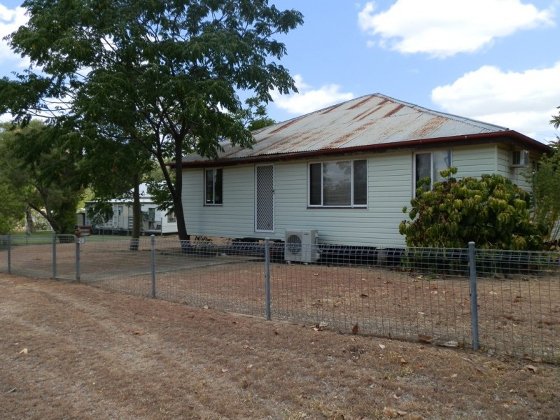 20 WOODBINE STREET, Springsure QLD 4722