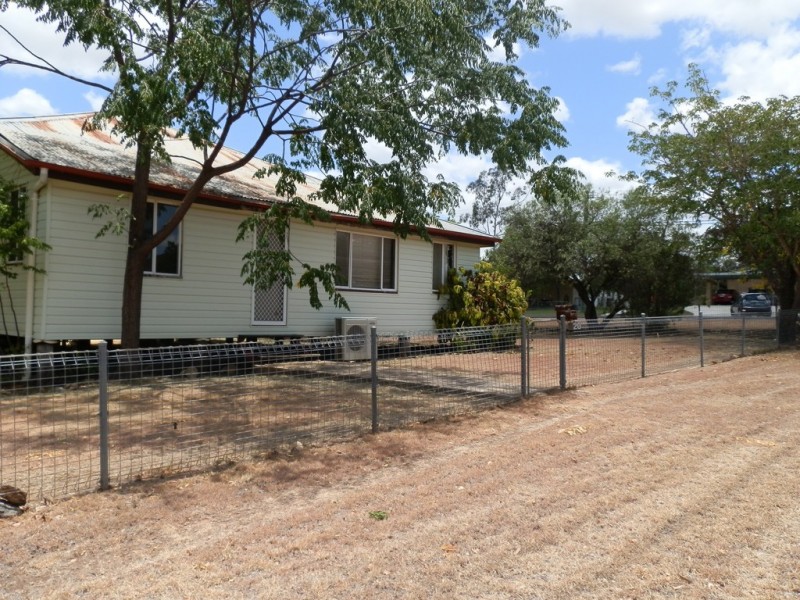 20 WOODBINE STREET, Springsure QLD 4722