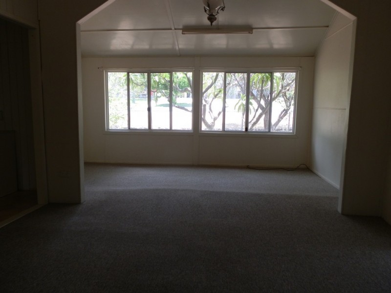 20 WOODBINE STREET, Springsure QLD 4722