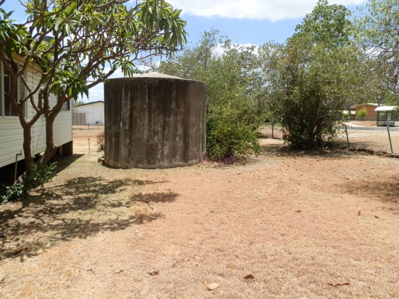 20 WOODBINE STREET, Springsure QLD 4722