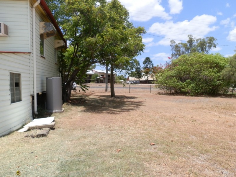 20 WOODBINE STREET, Springsure QLD 4722
