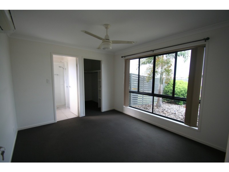 2/13 Reimers Street, Emerald QLD 4720
