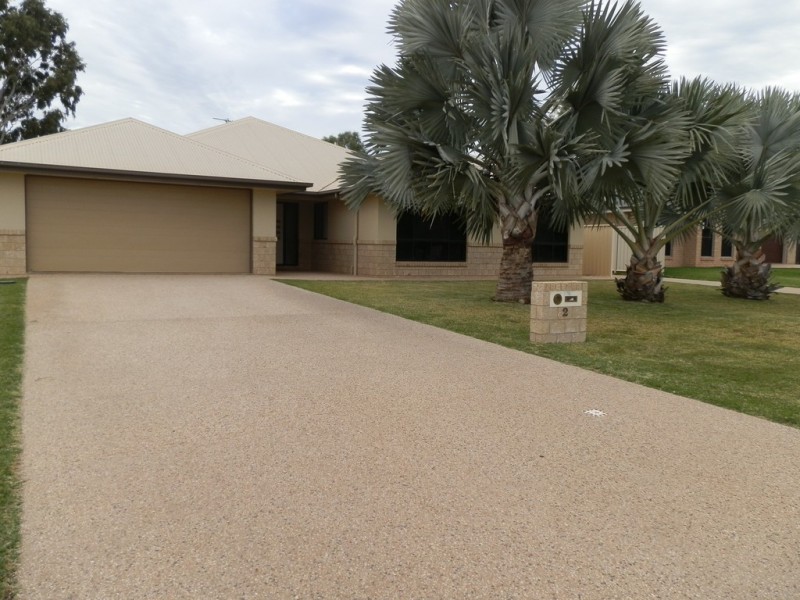 2 Brokenwood Street, Emerald QLD 4720