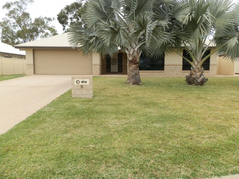 2 Brokenwood Street, Emerald QLD 4720