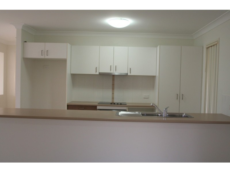 5 Windermere Street, Emerald QLD 4720