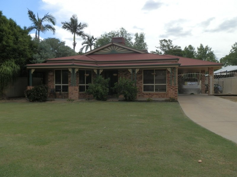 8 Waldby Court, Emerald QLD 4720