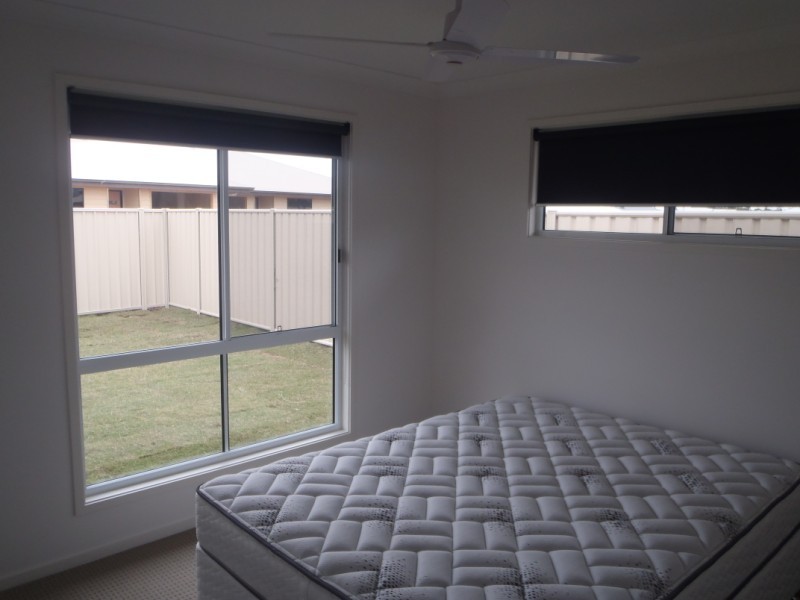 2/32 Lakeside Drive, Emerald QLD 4720