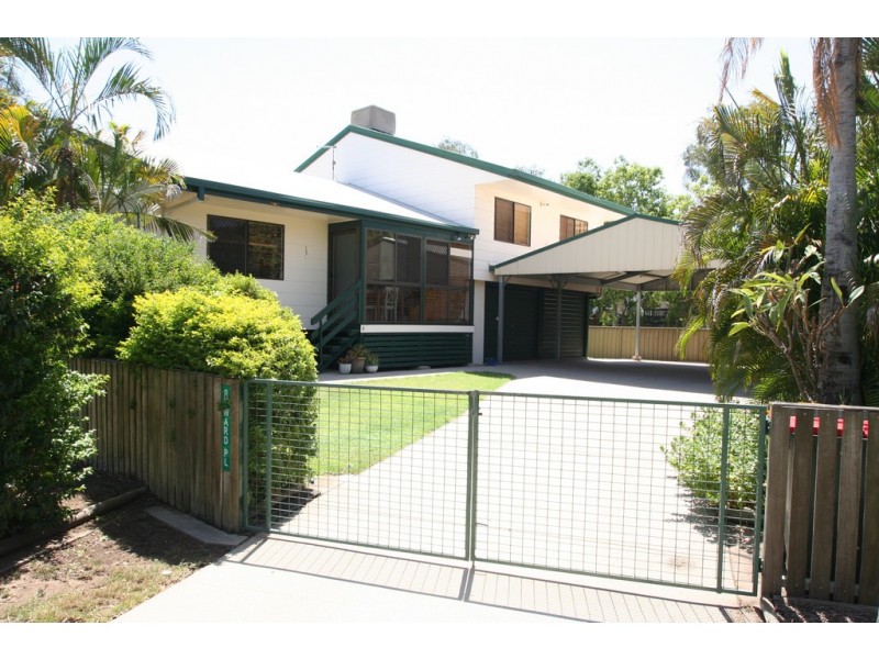 8 Ward Place, Emerald QLD 4720