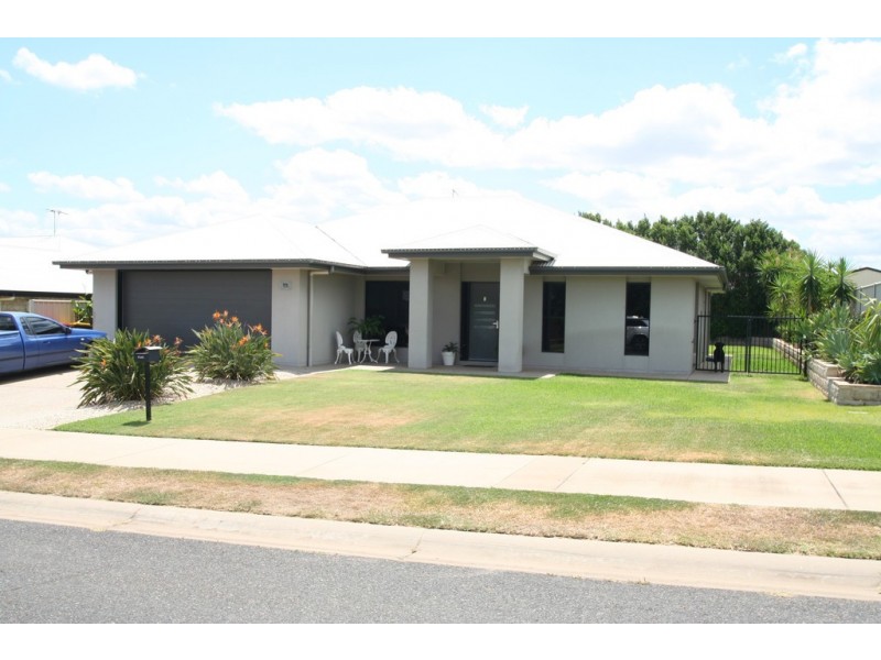 11 Saville Street, Emerald QLD 4720