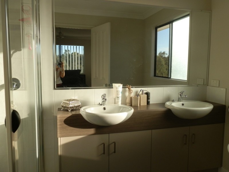 15 Ivers Place, Emerald QLD 4720