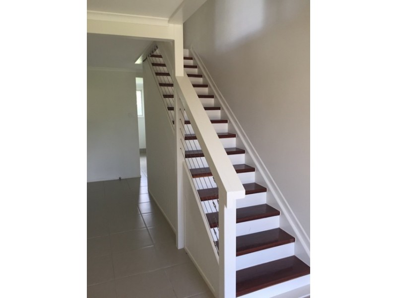 30 Mellish Crescent, Emerald QLD 4720