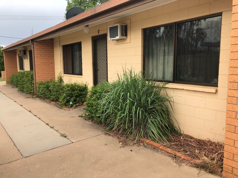 2/18 Esmond Street, Emerald QLD 4720