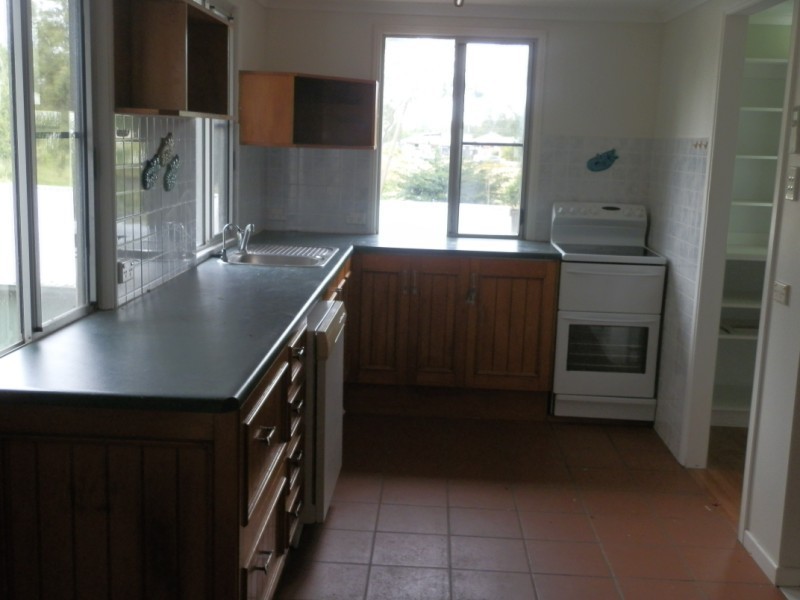 5 Edwards Place, Emerald QLD 4720