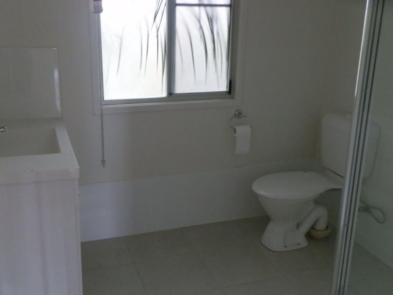 5 Edwards Place, Emerald QLD 4720