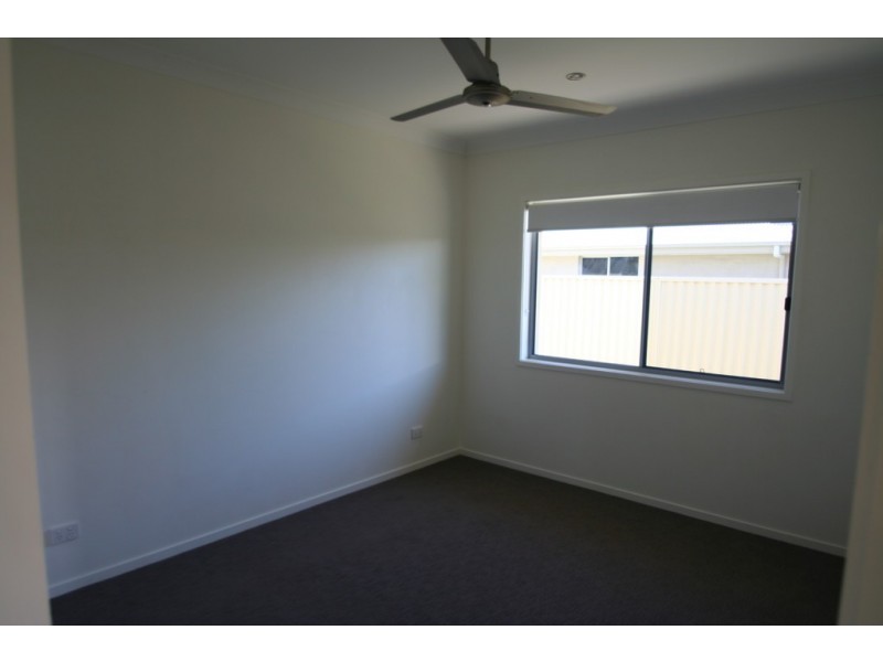 89 Loch Street, Emerald QLD 4720