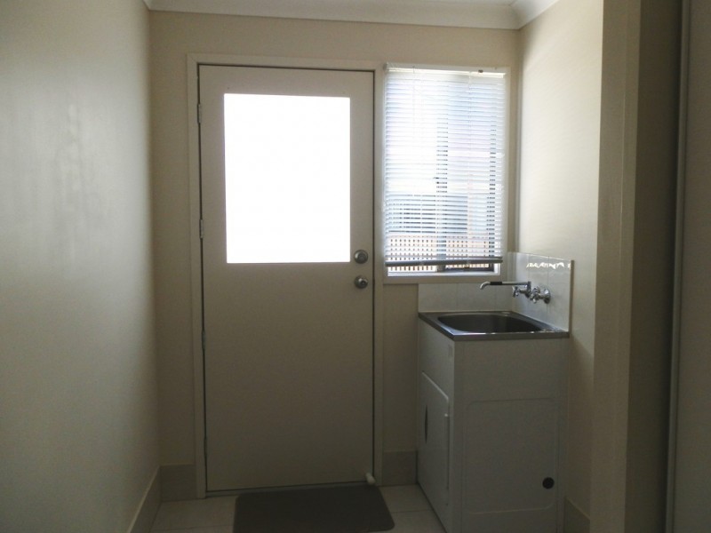 7 Ivers Place, Emerald QLD 4720