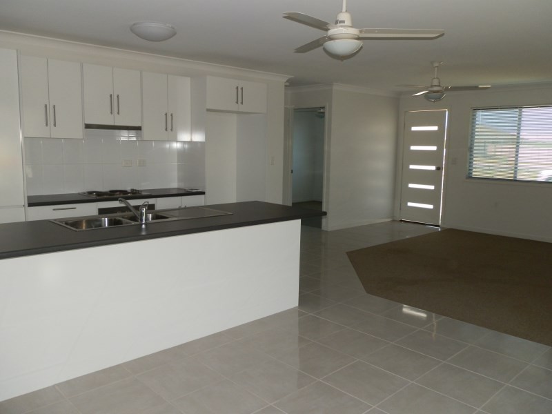 15 Lauren Way, Emerald QLD 4720