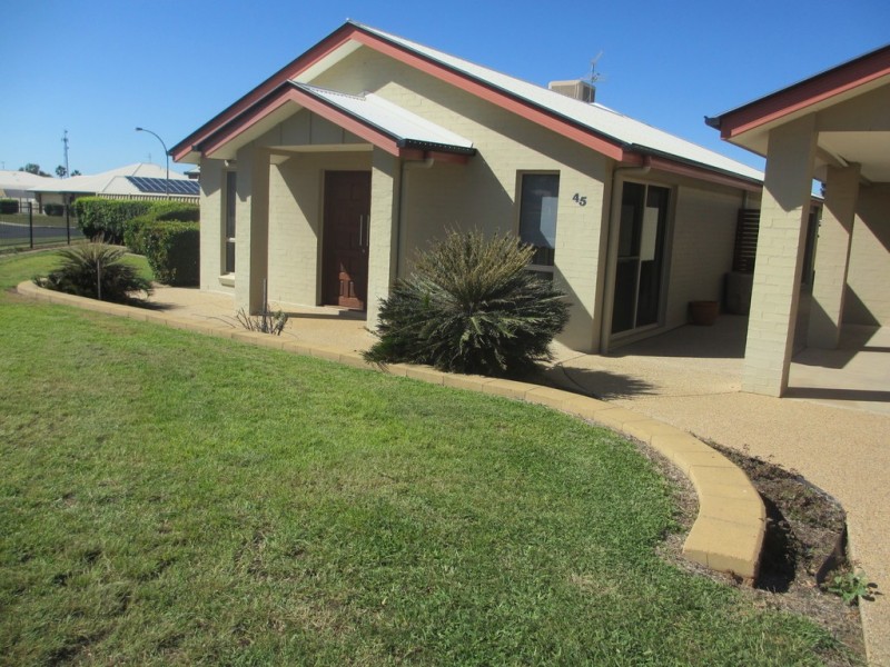 45 Crinum Crescent, Emerald QLD 4720