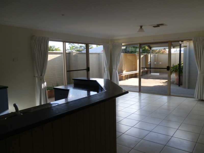 45 Crinum Crescent, Emerald QLD 4720