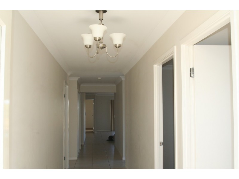 12 Mount Macarthur Boulevard, Capella QLD 4723