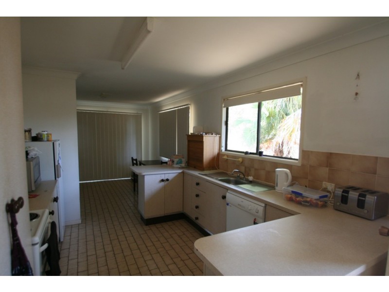 124 Opal Street, Emerald QLD 4720