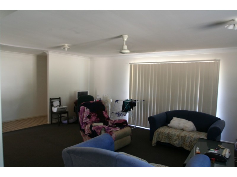 124 Opal Street, Emerald QLD 4720