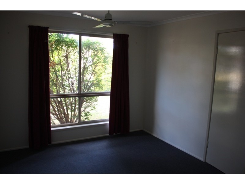 8 Wilby Place, Emerald QLD 4720