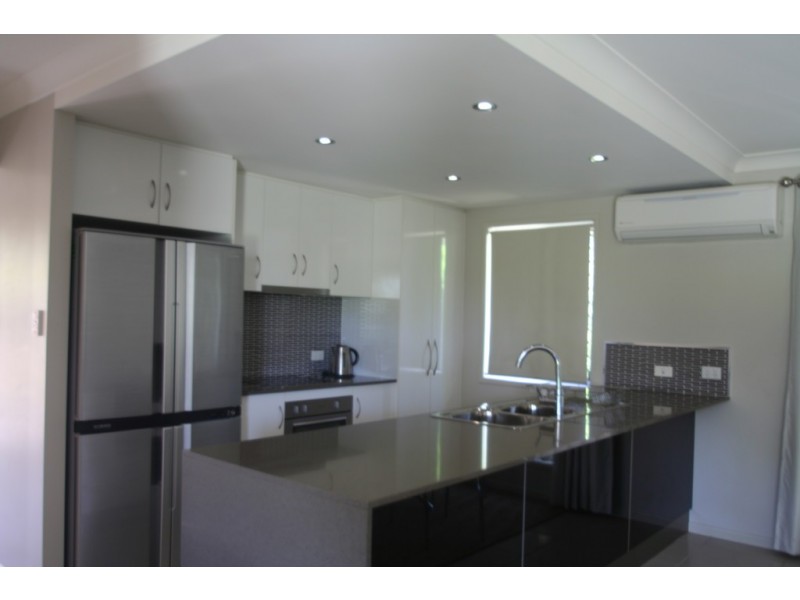 12A Morgan Place, Emerald QLD 4720