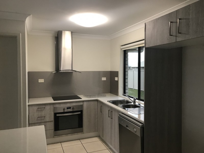 6 Thornton Street, Emerald QLD 4720