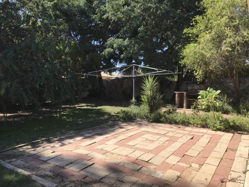 54 Gray Street, Emerald QLD 4720