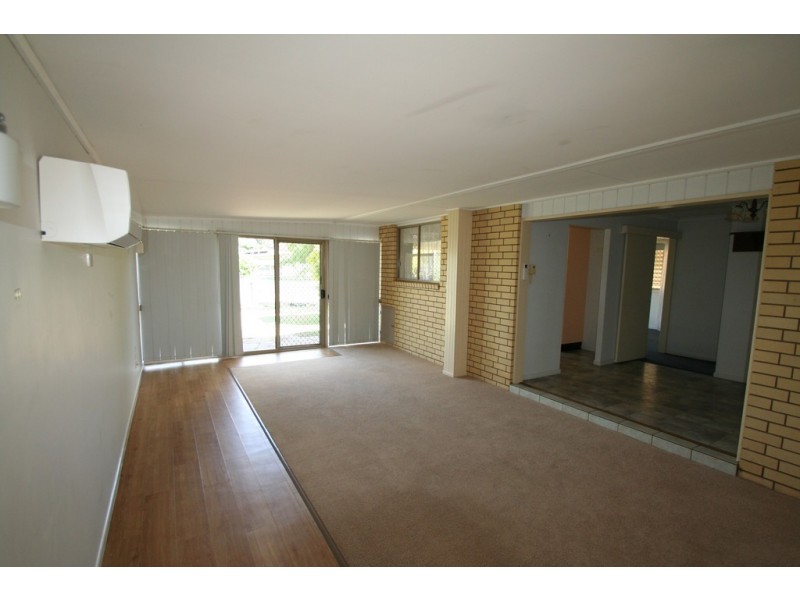 82 Gray Street, Emerald QLD 4720