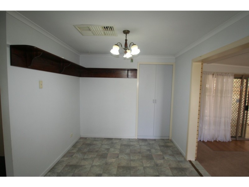 82 Gray Street, Emerald QLD 4720