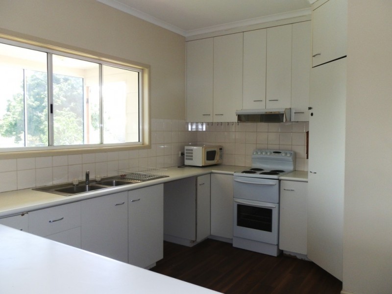 3 Alamein Drive, Emerald QLD 4720