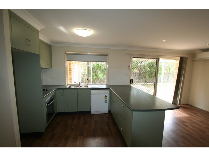 25 Jeppesen Drive, Emerald QLD 4720