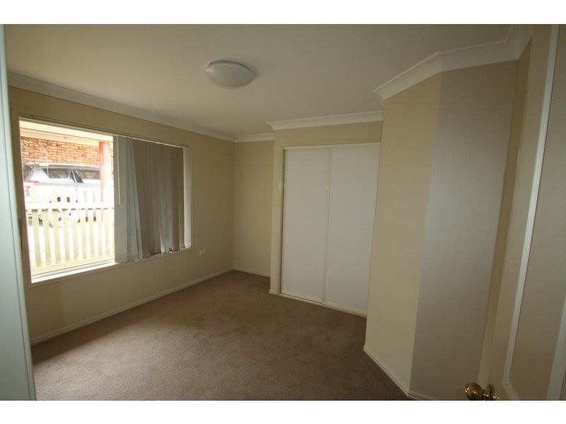25 Jeppesen Drive, Emerald QLD 4720