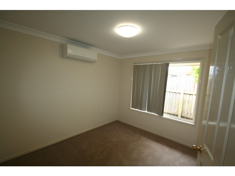 25 Jeppesen Drive, Emerald QLD 4720