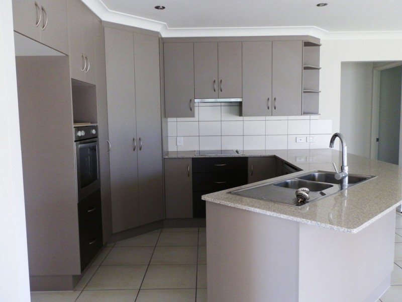 1 Saville Street, Emerald QLD 4720