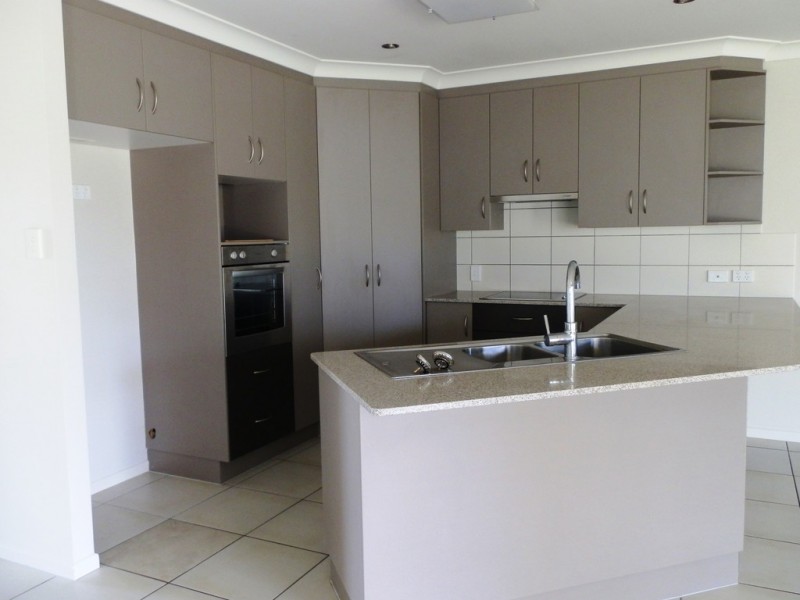 1 Saville Street, Emerald QLD 4720