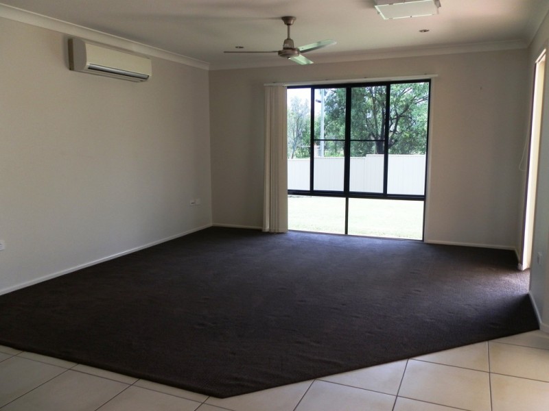 1 Saville Street, Emerald QLD 4720