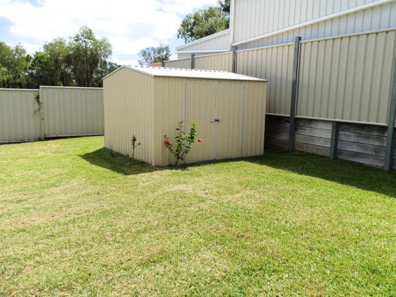 1 Saville Street, Emerald QLD 4720