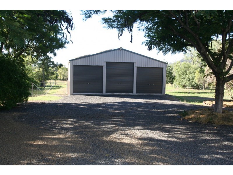 12 Pinnacle Street, Springsure QLD 4722
