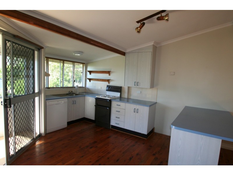 12 Pinnacle Street, Springsure QLD 4722